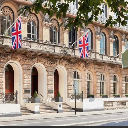 The Clermont London, Victoria Hotel 4*