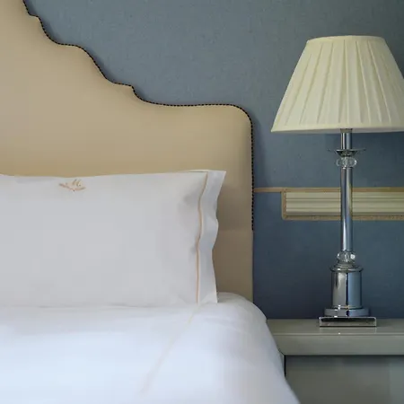 The Montague On The Gardens Hotel