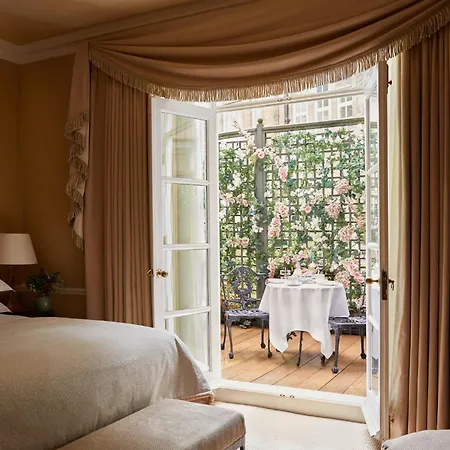 Egerton House London