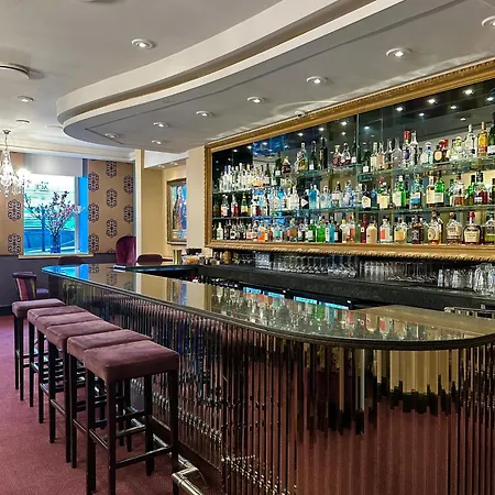 Strand Palace