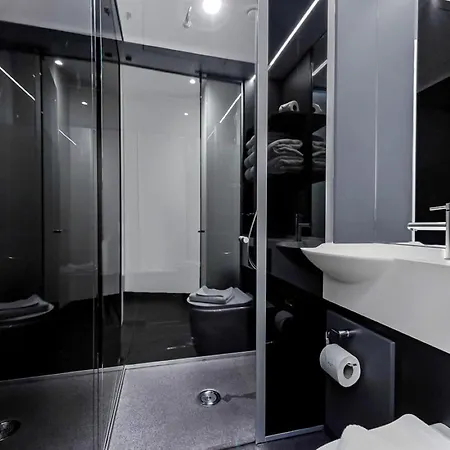 The Z Trafalgar Hotel Londra