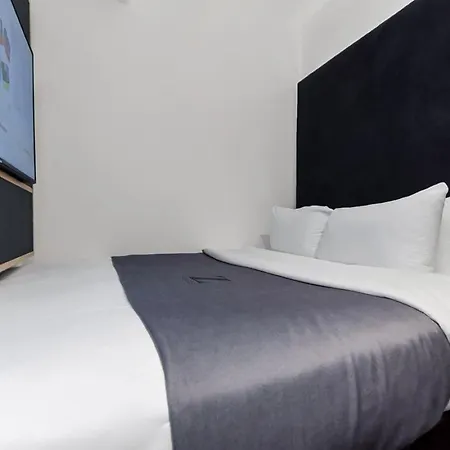 The Z Trafalgar 3* Londra