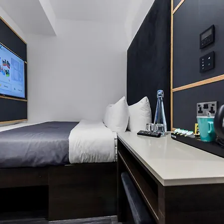 The Z Trafalgar 3* London