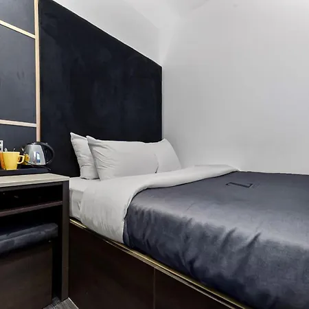 Hotel The Z Trafalgar