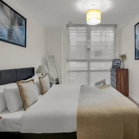 Apartment Mysquare Moorgate One Bedroom Near Lamb's Passage London