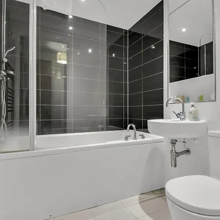 Apartment Mysquare Moorgate One Bedroom Near Lamb's Passage *