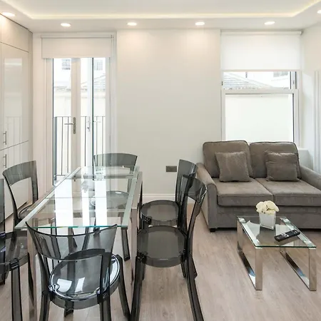 Apartment Roof Haven At Kensington Mews *