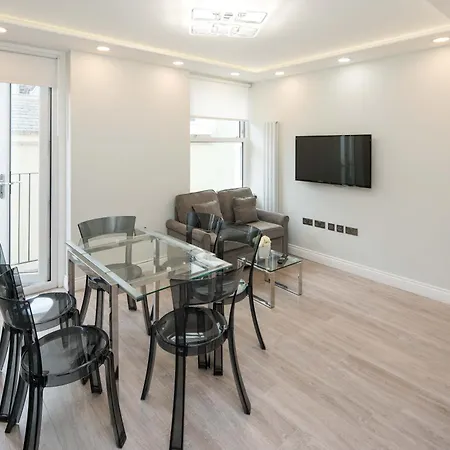 Roof Haven At Kensington Mews London