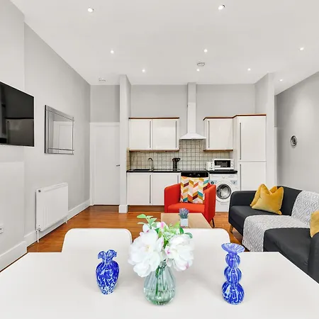 Apartment Stylish & Modern St Johns Hill
