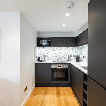 Coleherne Road Ix Apartment London