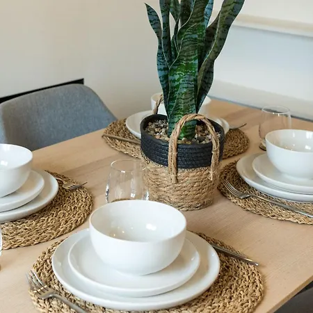 Elegant 3br, 2ba Flat In Marylebone - Ideal Location Near Station & Attractions