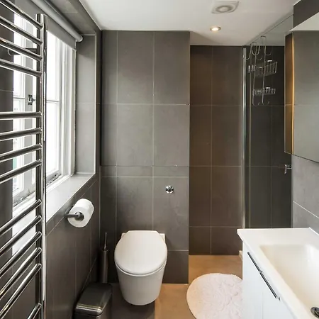 Elegant 3br, 2ba Flat In Marylebone - Ideal Location Near Station & Attractions Apartment London