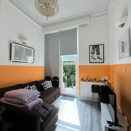 Apartment Central, Compact And Fashion Flat For 4 People With Breakfast In Kensington Zone 1 London