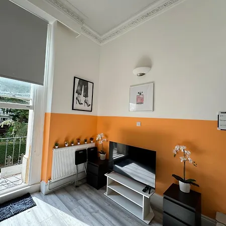 Central, Compact And Fashion Flat For 4 People With Breakfast In Kensington Zone 1 *