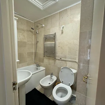 Apartment Central, Compact And Fashion Flat For 4 People With Breakfast In Kensington Zone 1