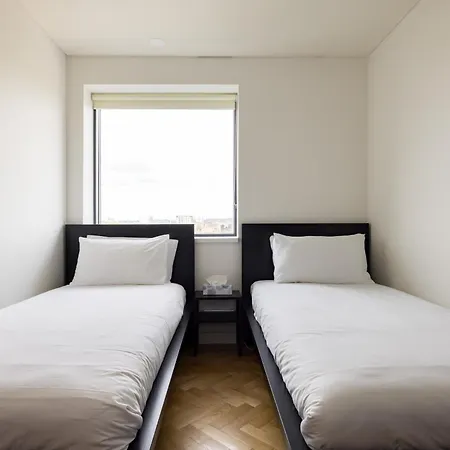 Spacious, Modern 3-bed London
