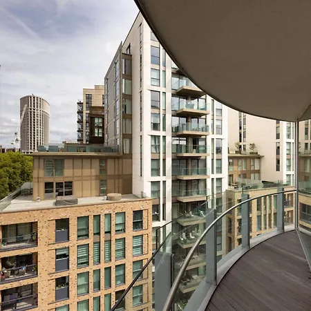 Spacious, Modern 3-bed *