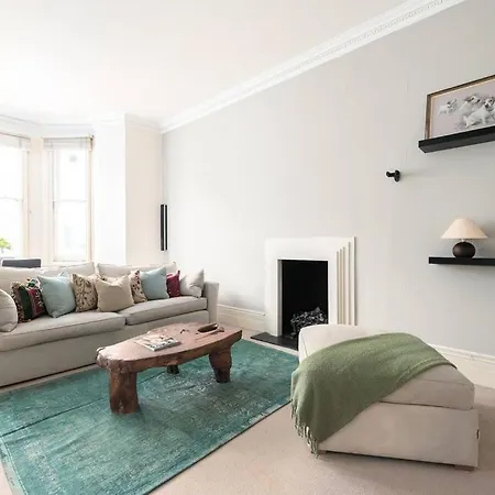 Apartment 48 Redcliffe Gardens By Capital
