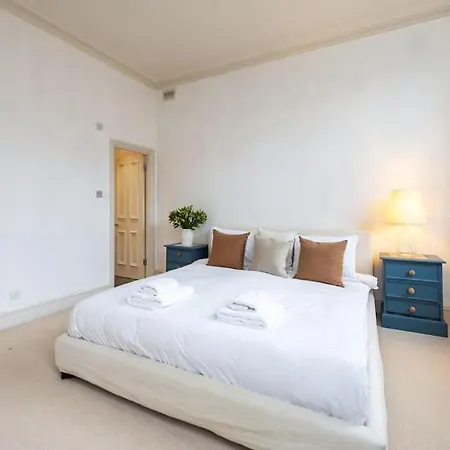 Apartment 48 Redcliffe Gardens By Capital London