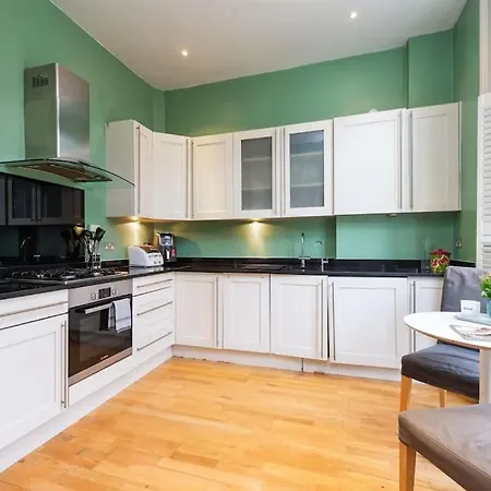 Apartment 48 Redcliffe Gardens By Capital London