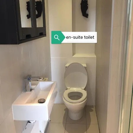 Spacious 3 Bedroom In
