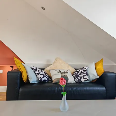 Spacious 3 Bedroom In *