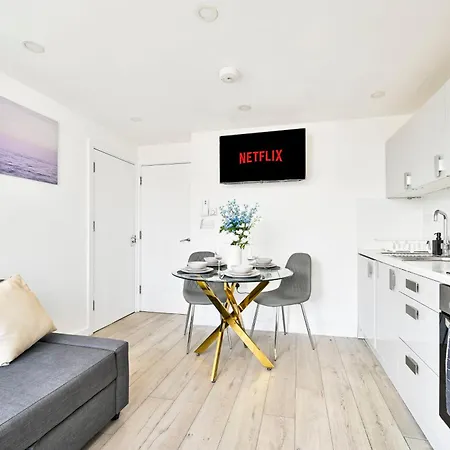 Bright & Comfy 1 Bed Near Catford Station * London
