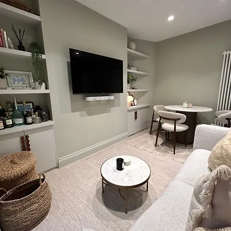 Stunning 1 Bed Near Fulham Tube *