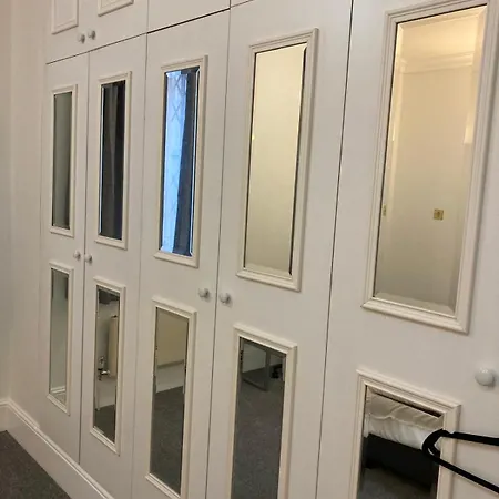 Apartment Oxford Street 2 Double Bed London