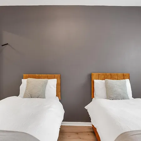 Enquies Stadium Apartment London