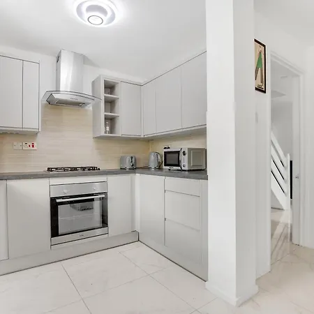 Enquies Stadium Apartment *