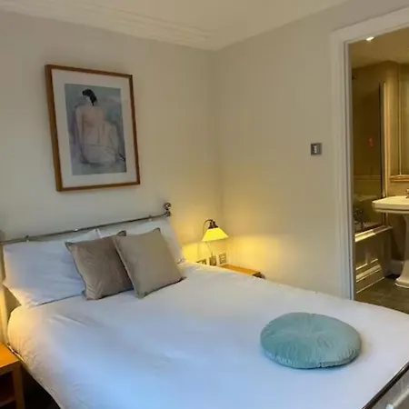 Homestay Milton House London