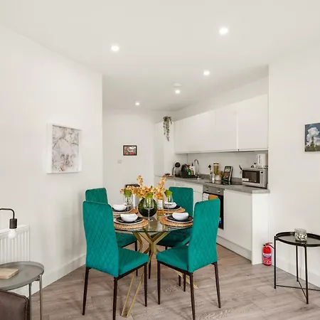 Modern One And Two Bed London Apartment
