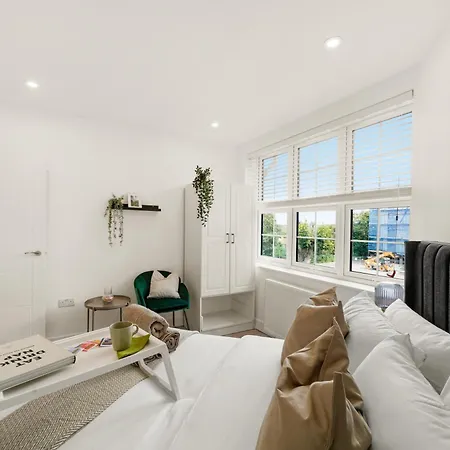 Modern One And Two Bed London Edgware
