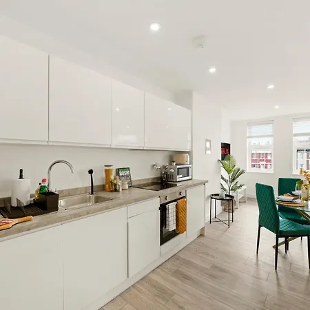 Modern One And Two Bed London *