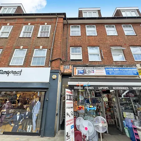 Modern One And Two Bed London Edgware