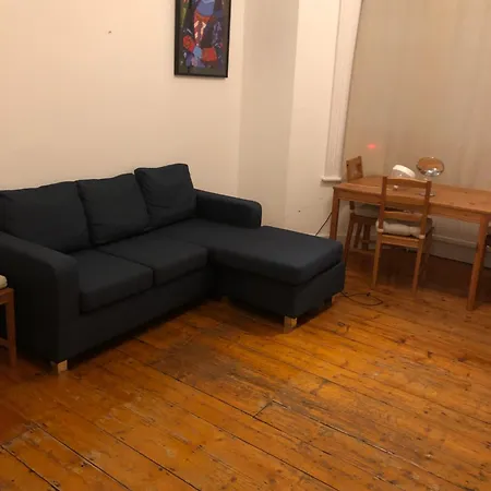 Homestay Cosy Double In West Kensington London