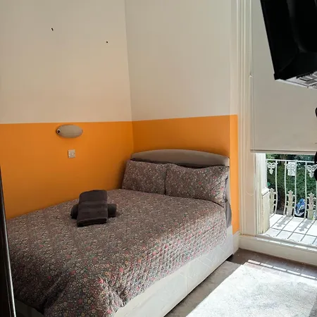 Central, Compact And Fashion Flat For 4 People With Breakfast In Kensington Zone 1 Apartment *