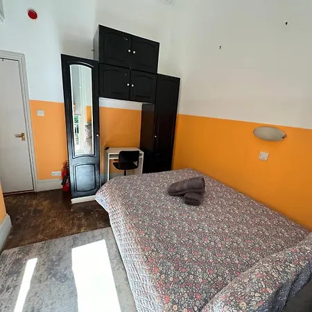 Central, Compact And Fashion Flat For 4 People With Breakfast In Kensington Zone 1 *