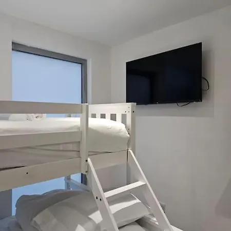 Apartment Comfy For 5 In Deltan Dpg4 Croydon