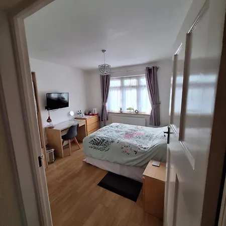 Harrow B & B *
