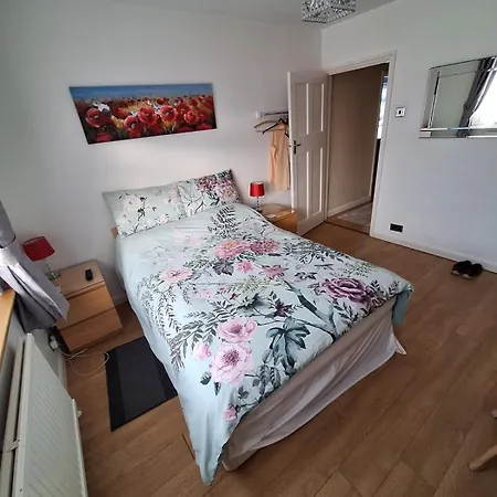 Harrow B & B Bed & Breakfast Harrow