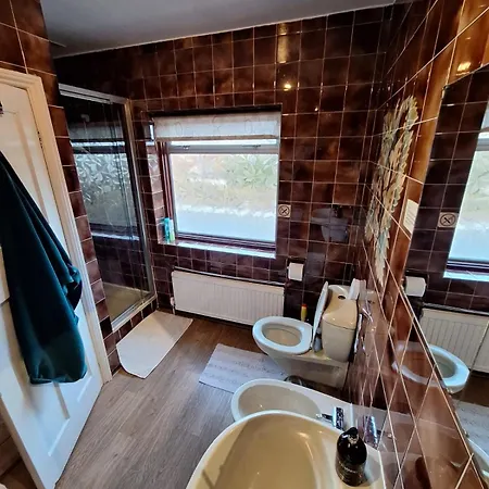 Harrow B & B Bed & Breakfast