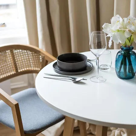 Apartment F1 Earlscourt-kensington-highstreet-ac