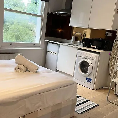 Studio Flat In Maida Vale Mv4 Apartment London