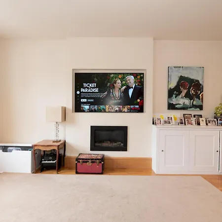 Charming Family-friendly 3bedroom In Belsize Park Pass The Keys