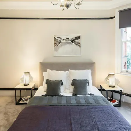 West Kensington-4bedrooms-cinema Rooms-olympia Apartment *