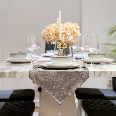 Camden Coach House By Livestay Short Lets & Serviced With Terrace Retreat & Parking * London