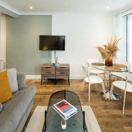 N19 Southkensington-museums-hydepark-caffe *