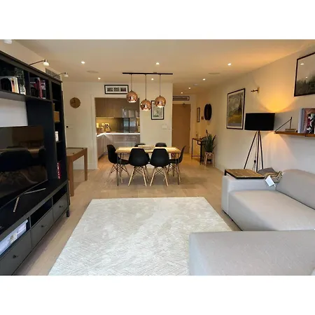 Lägenhet F9-fantastic 2 Bedroom Flat In Nw3! London